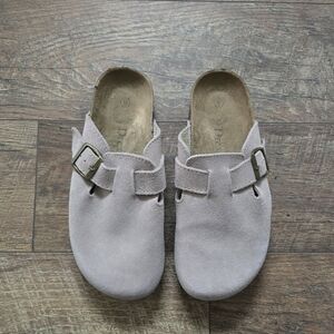 Drexlite Taupe Suede Clogs Size 9
